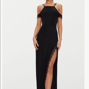 Black Lace Trim Cold Shoulder Maxi Dress!!!!